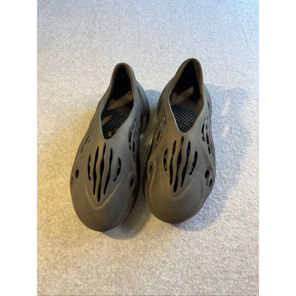 Adidas Yeezy Foam Runner shoes 10
